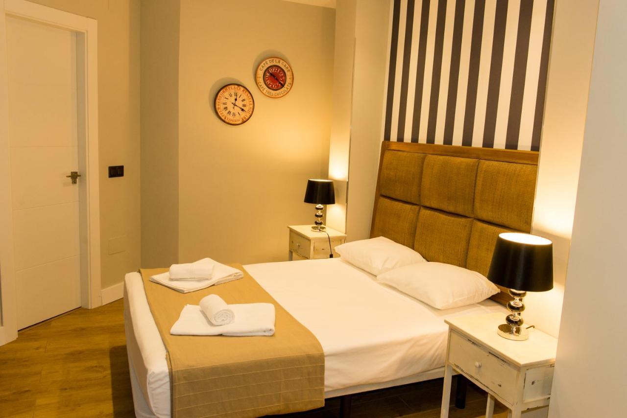 Ab Apartamentos Museum Málaga Chambre photo